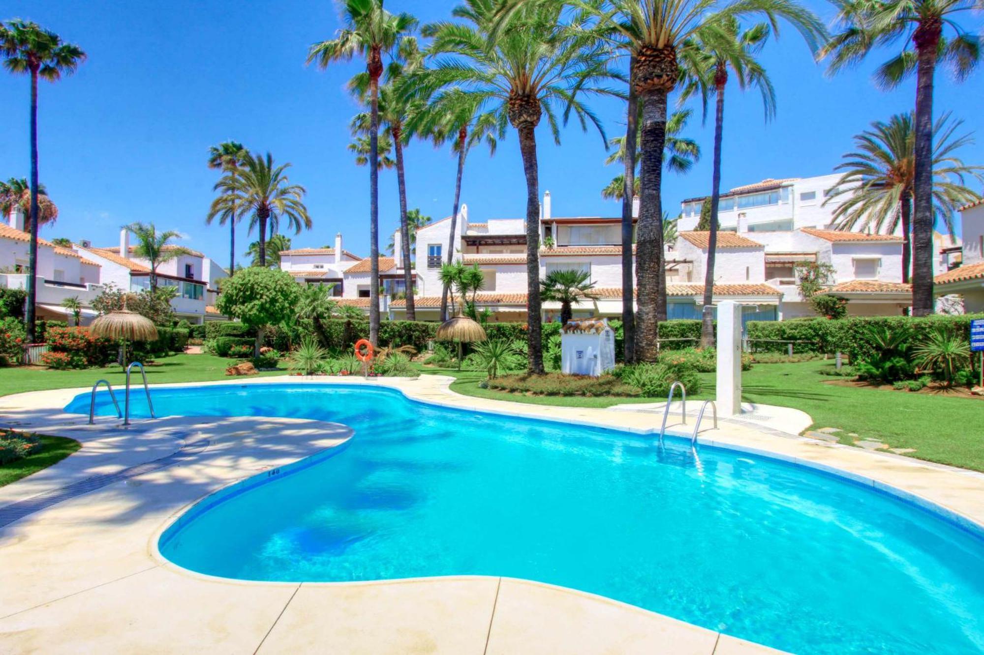 1176 Beach Front 2 Pools Bahia Marbella Buitenkant foto